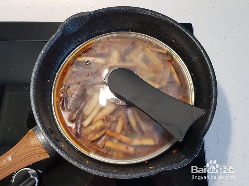 茄子肉末焖面怎么做