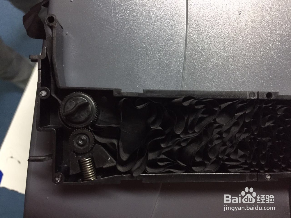 爱普生LQ300K（K+）如何更换色带