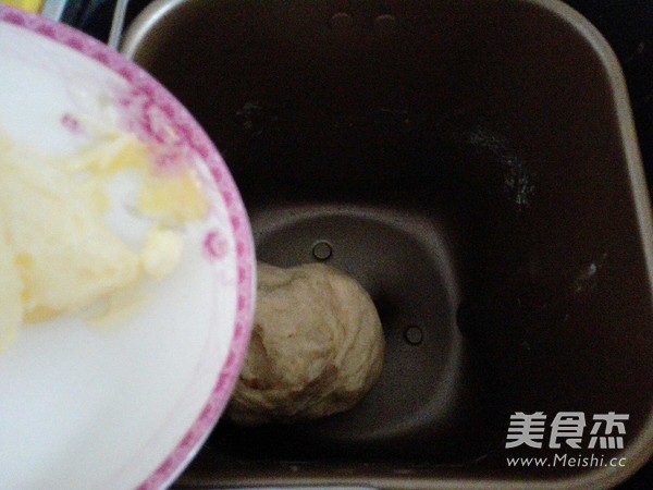葡萄干餐包的做法