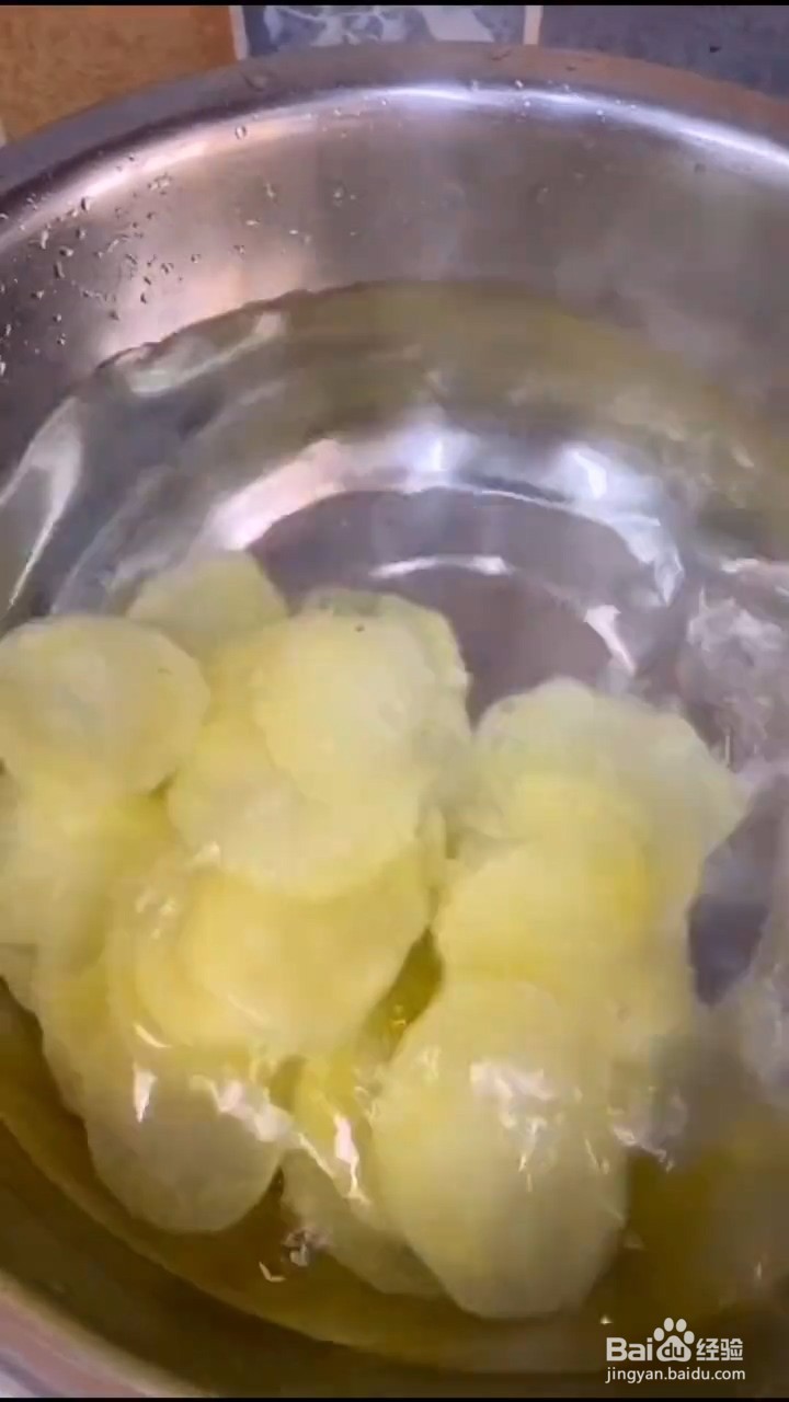 如何制作香辣凉拌土豆片