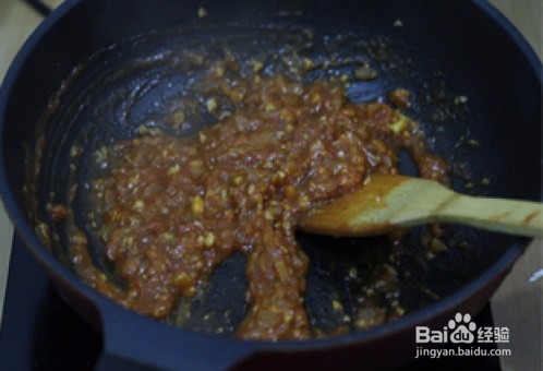 自制金枪鱼披萨家常教程图解，怎么做好吃？