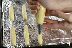 花生酱夹心巧克力棒