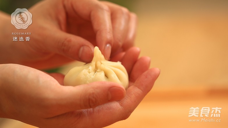 迷迭香:鲜肉月饼