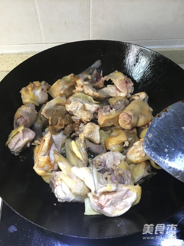 香菇鸡块的做法