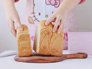 红茶奶香吐司怎么做？