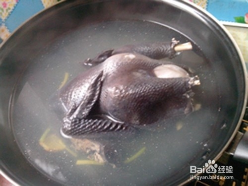 养气补血：红枣乌鸡汤