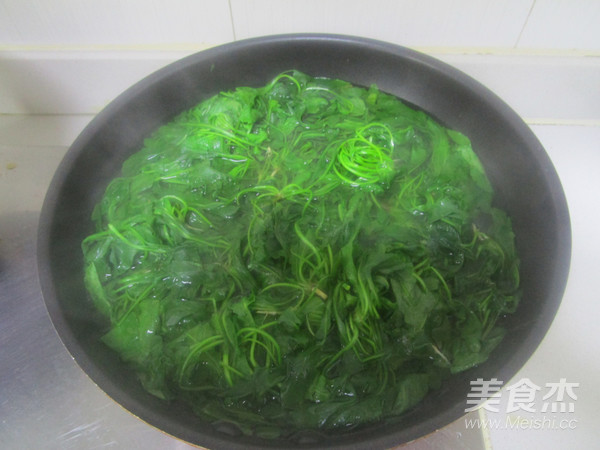 鲜肉荠菜馄饨