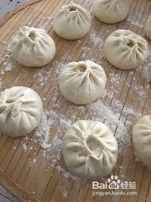 美味海蛎子灌汤包