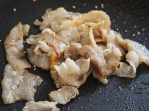 美味诱人的异国韩式紫菜饭卷