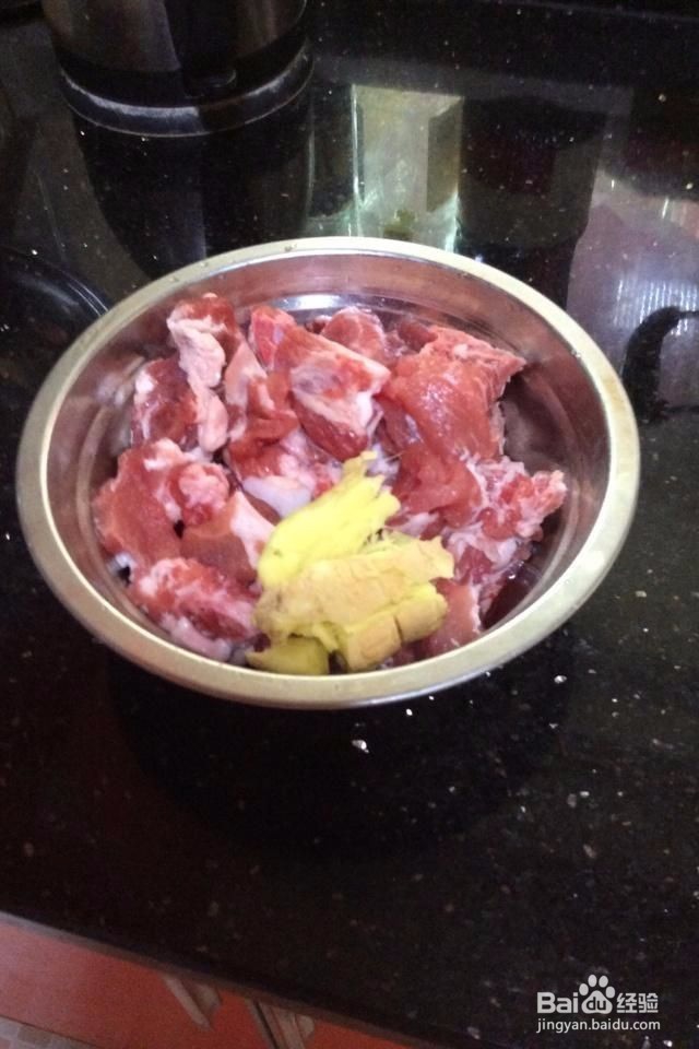 怎样做出一道美味的萝卜排骨汤