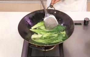 怎样做蒜蓉油麦菜
