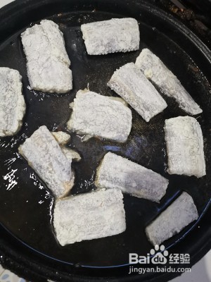 家常菜红烧带鱼