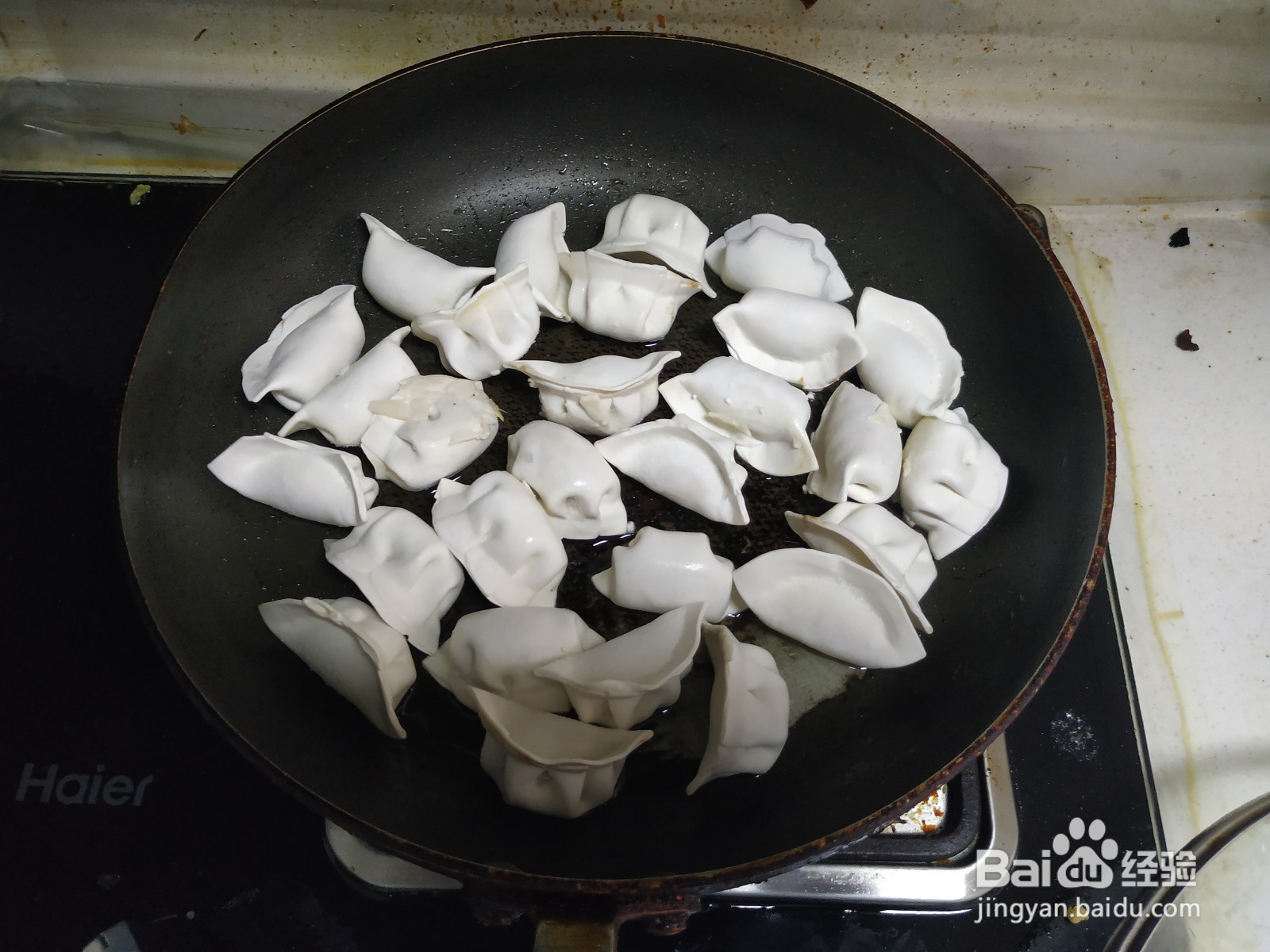 如何用速冻水饺做好吃的煎饺
