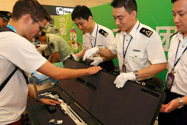 外贸货运中发票和装箱单内容有什么区别