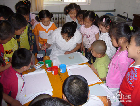 怎样培养孩子明辨是非的能力呢?