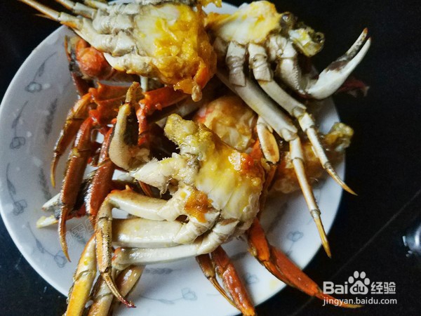 如何烹饪美味家常的香辣大闸蟹