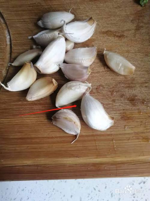 大蒜皮怎样剥又快又简单