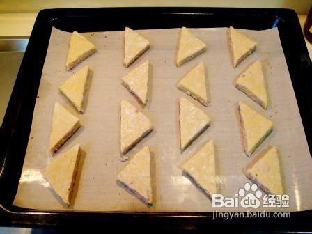 火腿奶酪司康葡萄干司康