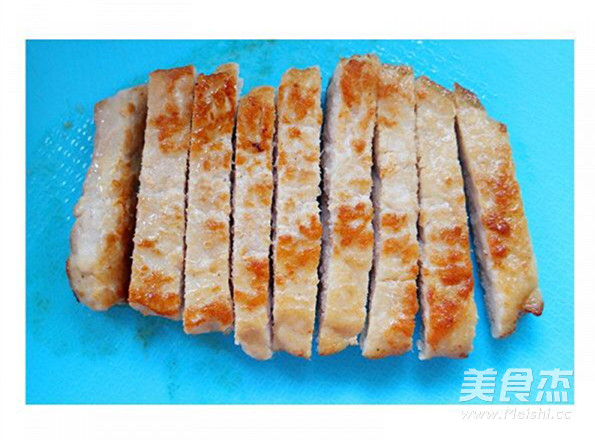 黑椒猪扒牛油果意面