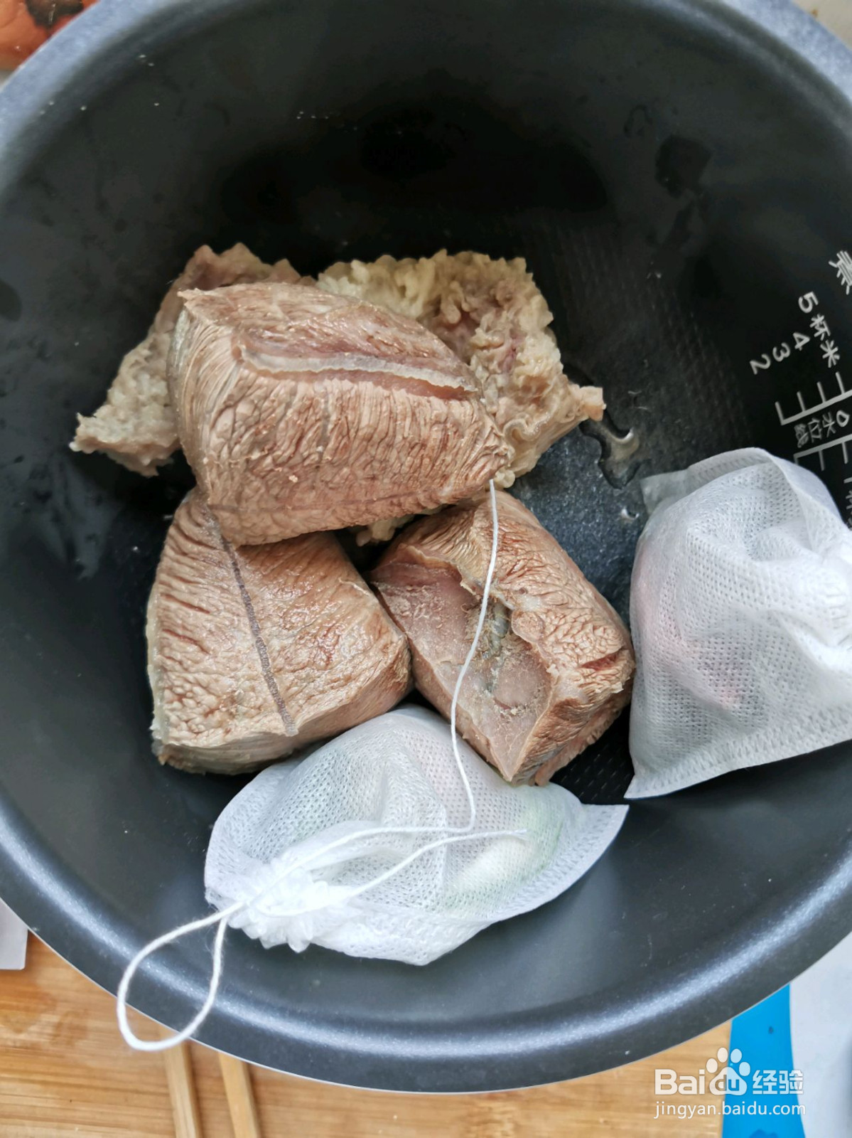 家庭版酱牛肉的做法