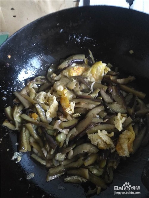 茄子炒鸡蛋的家常做法