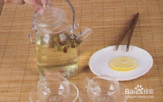 洋甘菊枸杞柠檬茶美容养颜冲泡步骤