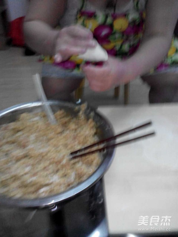 酸菜水饺的做法