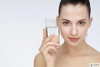 如何补水呢四？