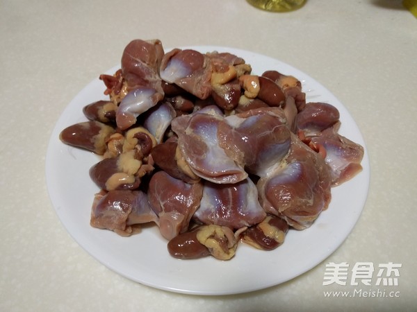 鸡胗拌豆角的做法