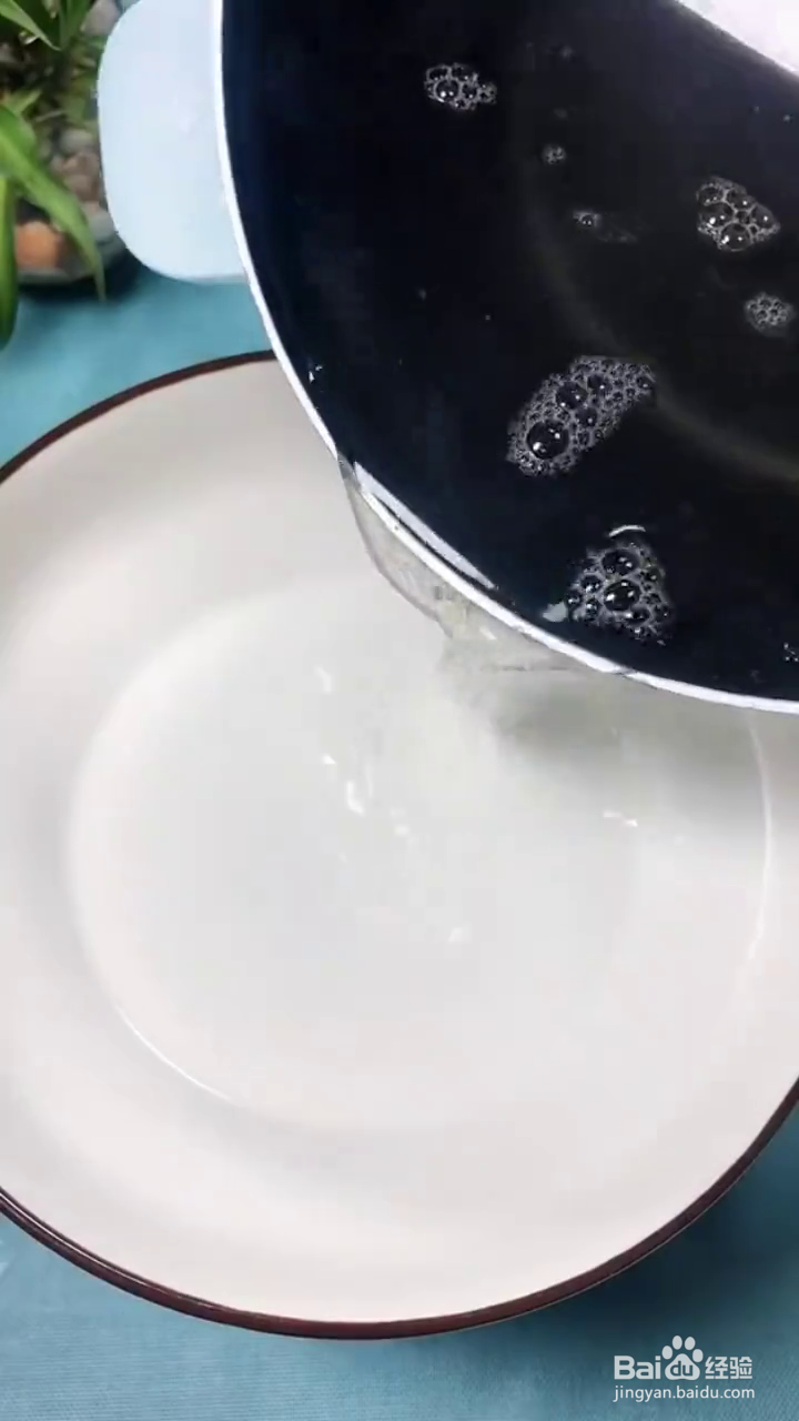 如何制作好吃的凉粉果冻？