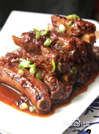 小火慢炖红烧排骨