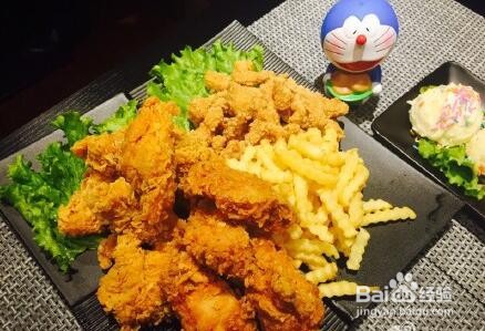 开动漫披萨店前景如何？