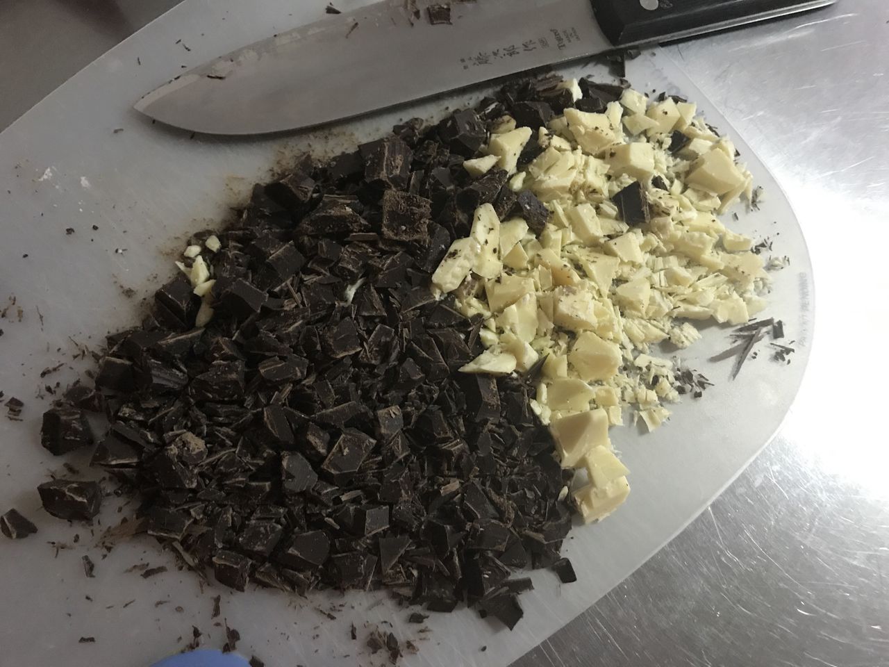 巧克力核桃海盐大曲奇让你的孩子爱不释手！