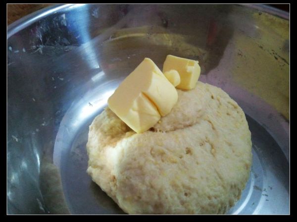 卡士达酱小面包