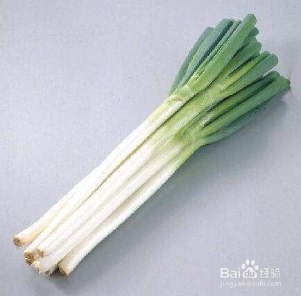 如何防治高脚白大葱的病虫害?