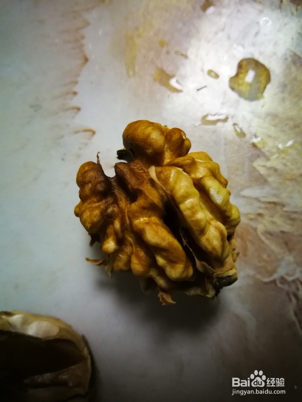 核桃隔心木的制取