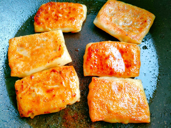 免揉面!外酥里嫩的鸡肉小馅饼营养又美味