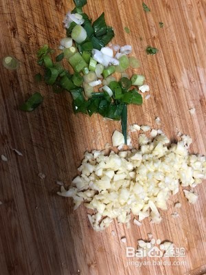 红烧豆角土豆条的做法