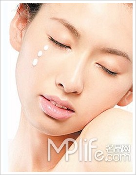 情人节用神采明眸“勾引”他