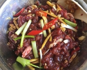 怎样做营养又美味的青椒炒牛肉