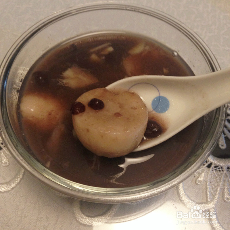 <b>#过年# 红豆芋头百合糖水的做法</b>