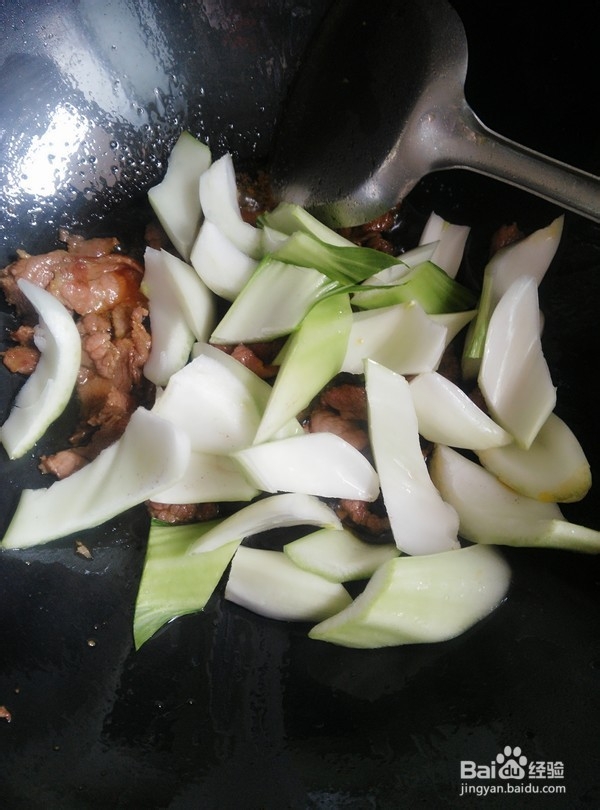油菜腐竹炒肉的步骤