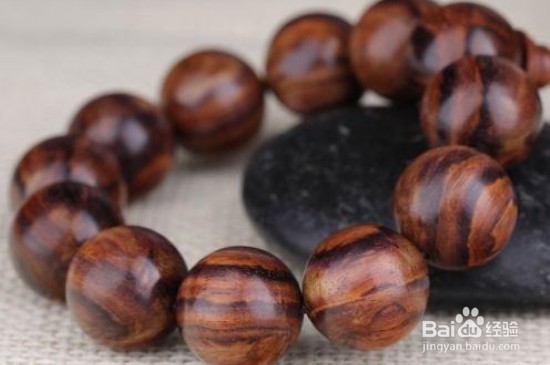 如何选择正宗海南黄花梨手串？