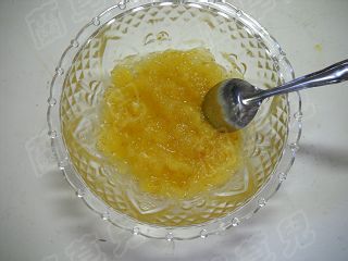 紫薯无花果馅冰皮月饼