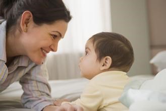 拥抱一个温暖的家