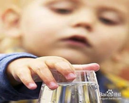 喂奶粉的宝宝应该注意什么