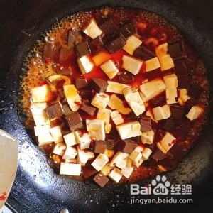 动手做鸭血豆腐煲