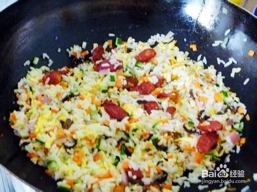 【换个花样吃米饭】腊味什锦炒饭