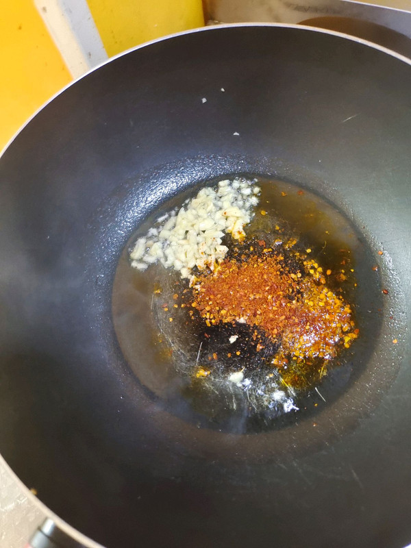 酸辣肥牛粉丝煲