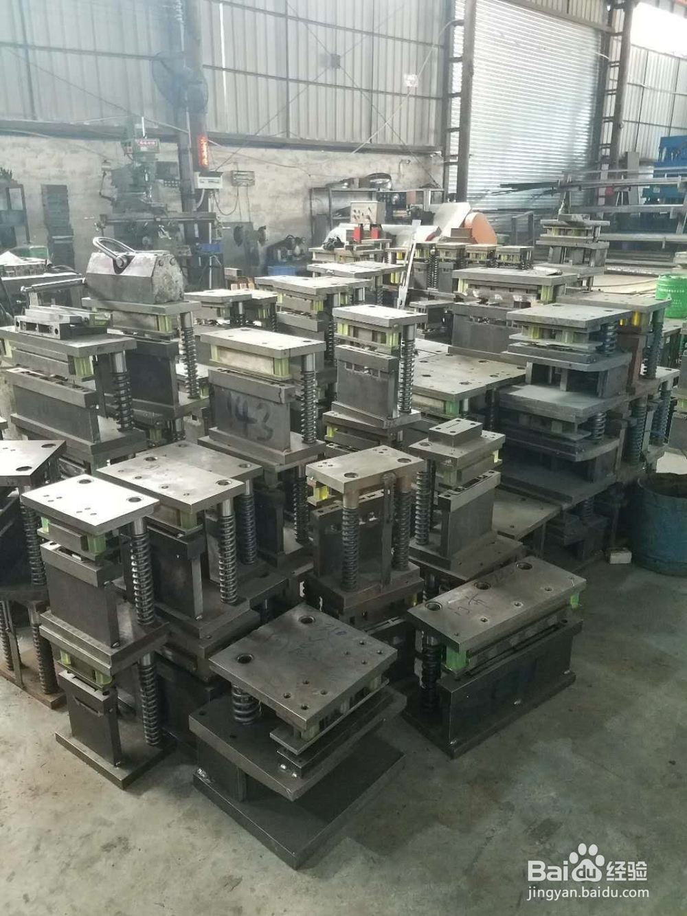 如何保养不锈钢门锁冲孔机模具提高使用寿命？